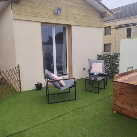 Apartment T2 Cosy - Toit Terrasse Prive - Wifi -