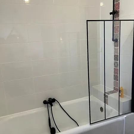 T2 Cosy - Toit Terrasse Prive - Wifi - Apartamento *